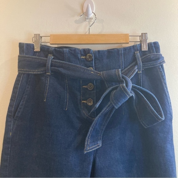 Boden High-Waisted Button-Up Jeans with Belt - Picture 3 of 16